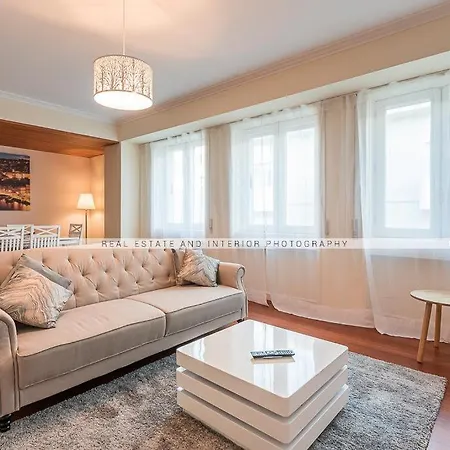 Apartment Luxury 3 Bedroom With Rooftop